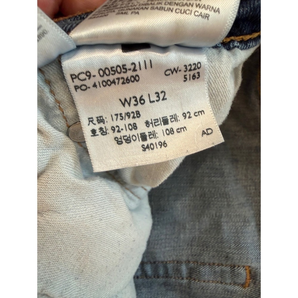 Levi's 505‎ Regular Fit Medium Wash Distressed Jeans Mens W36 L32 - Picture 2 of 4